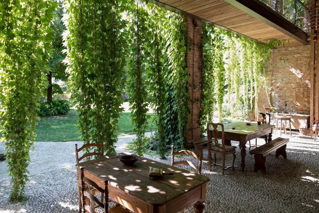 Locanda Dei Melograni Gossolengo Buitenkant foto