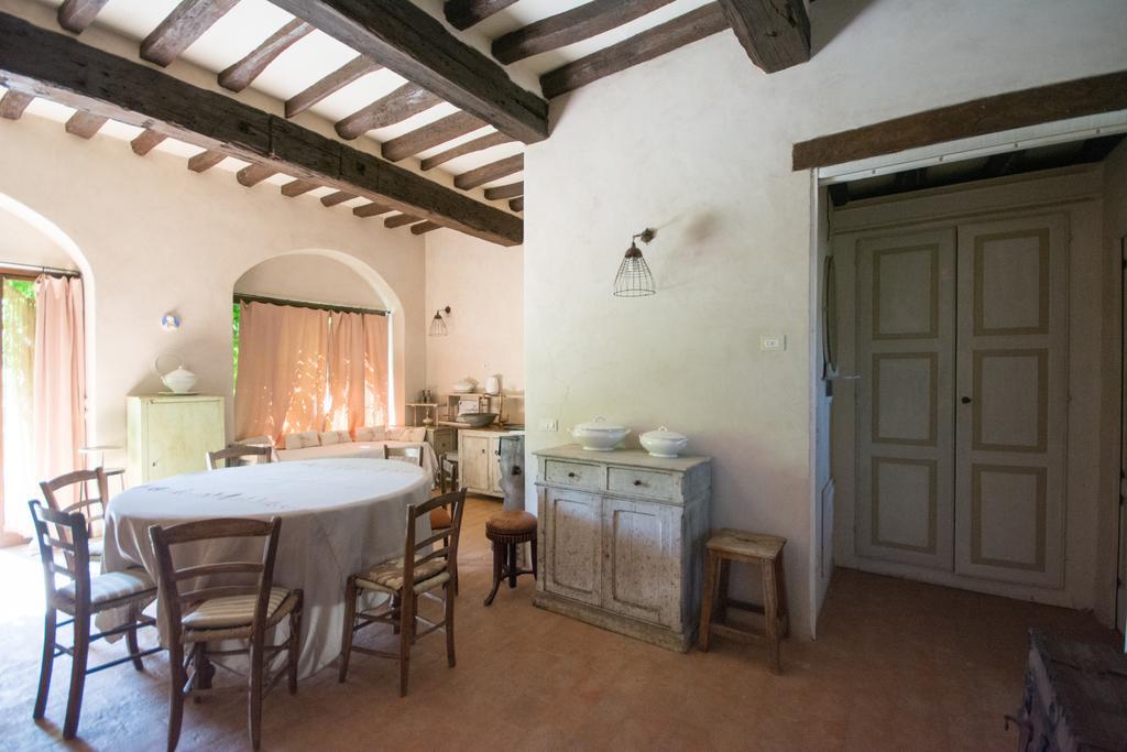 Locanda Dei Melograni Gossolengo Buitenkant foto