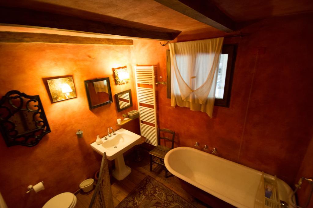 Locanda Dei Melograni Gossolengo Buitenkant foto