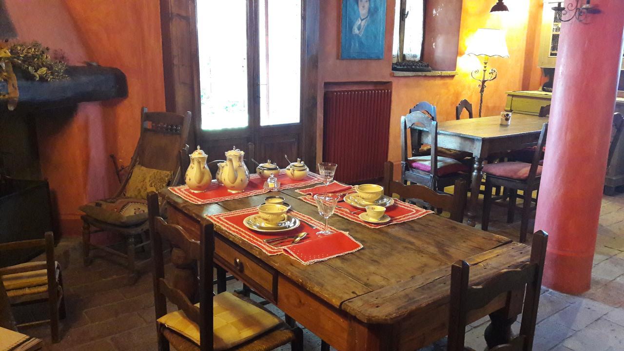 Locanda Dei Melograni Gossolengo Buitenkant foto